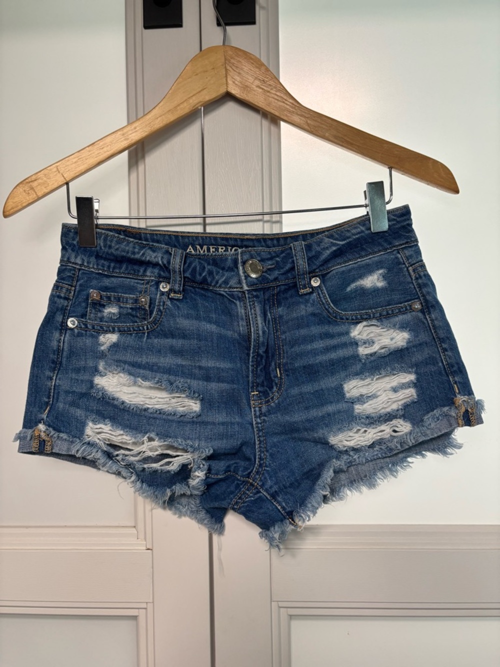 American Eagle Tomgirl Shortie